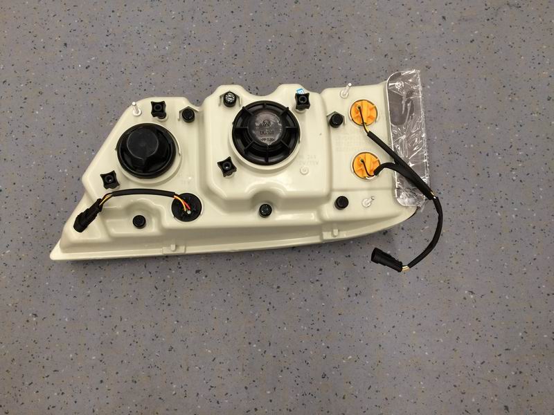 Combination headlight QA746 ZK6708DH Right side-2