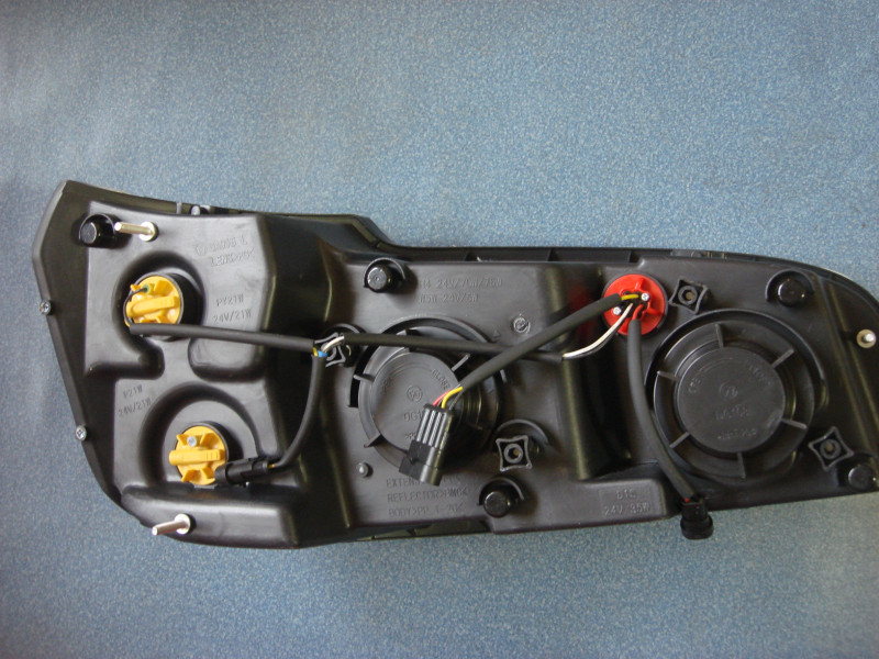 Combination headlight QA915 left xenon light-1