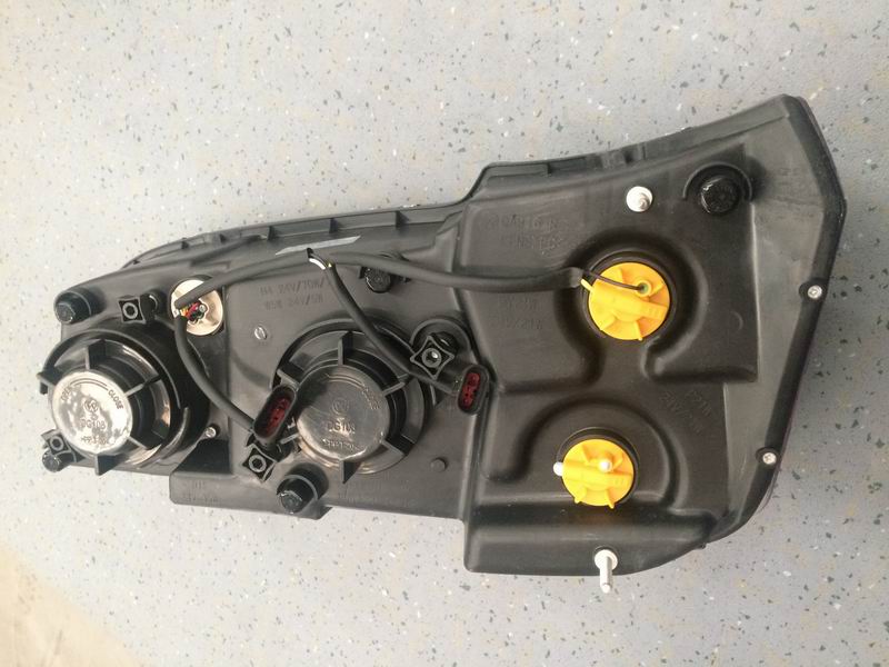 Combination headlight QA916 04 ZK6126HQD9 Right-2