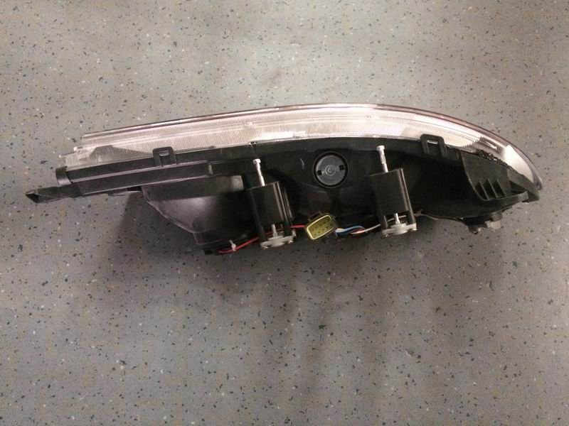 Combination headlight 8120L012810 ZK6710 Left 12V