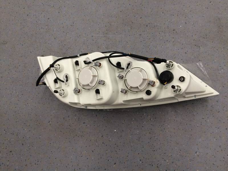 Combination headlight H-QZ615*300 ZK6121H left-2