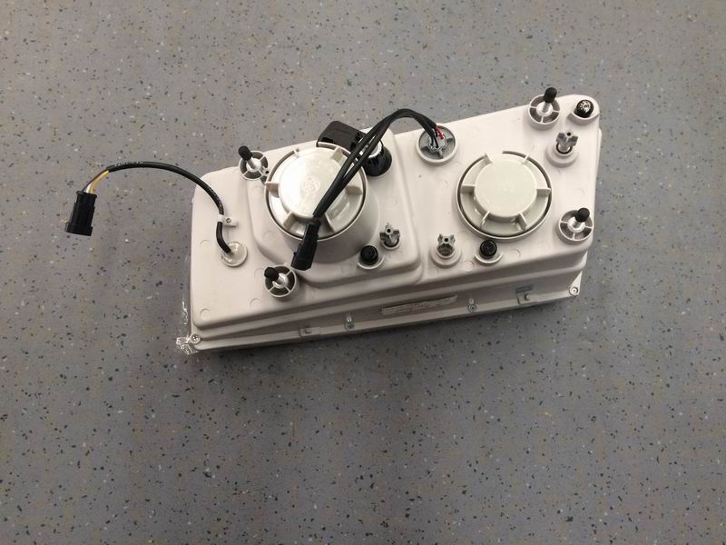 Combination headlight H-QZ520x215 Right side Right rudder-2
