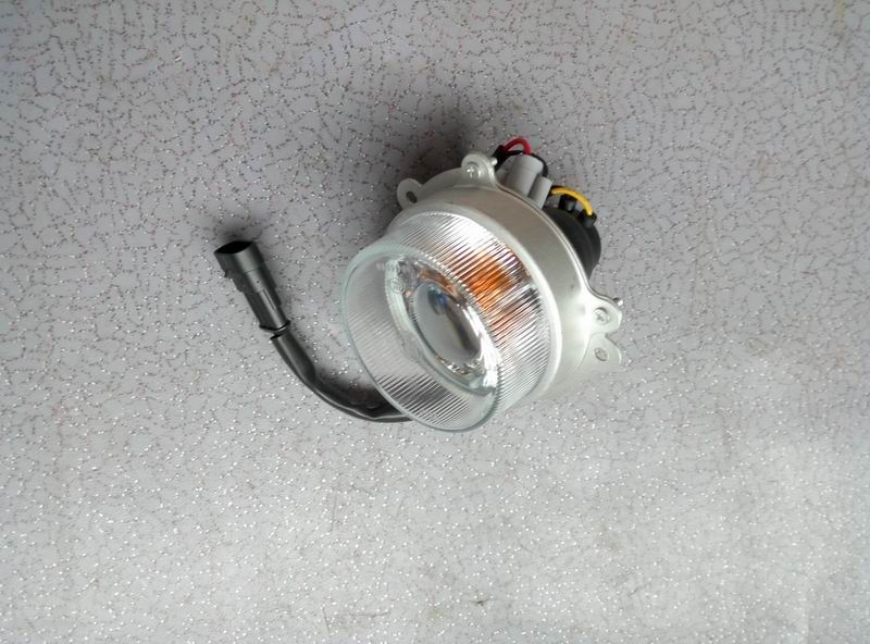 Turning position light assembly; including lampshade/bulb/base, etc.