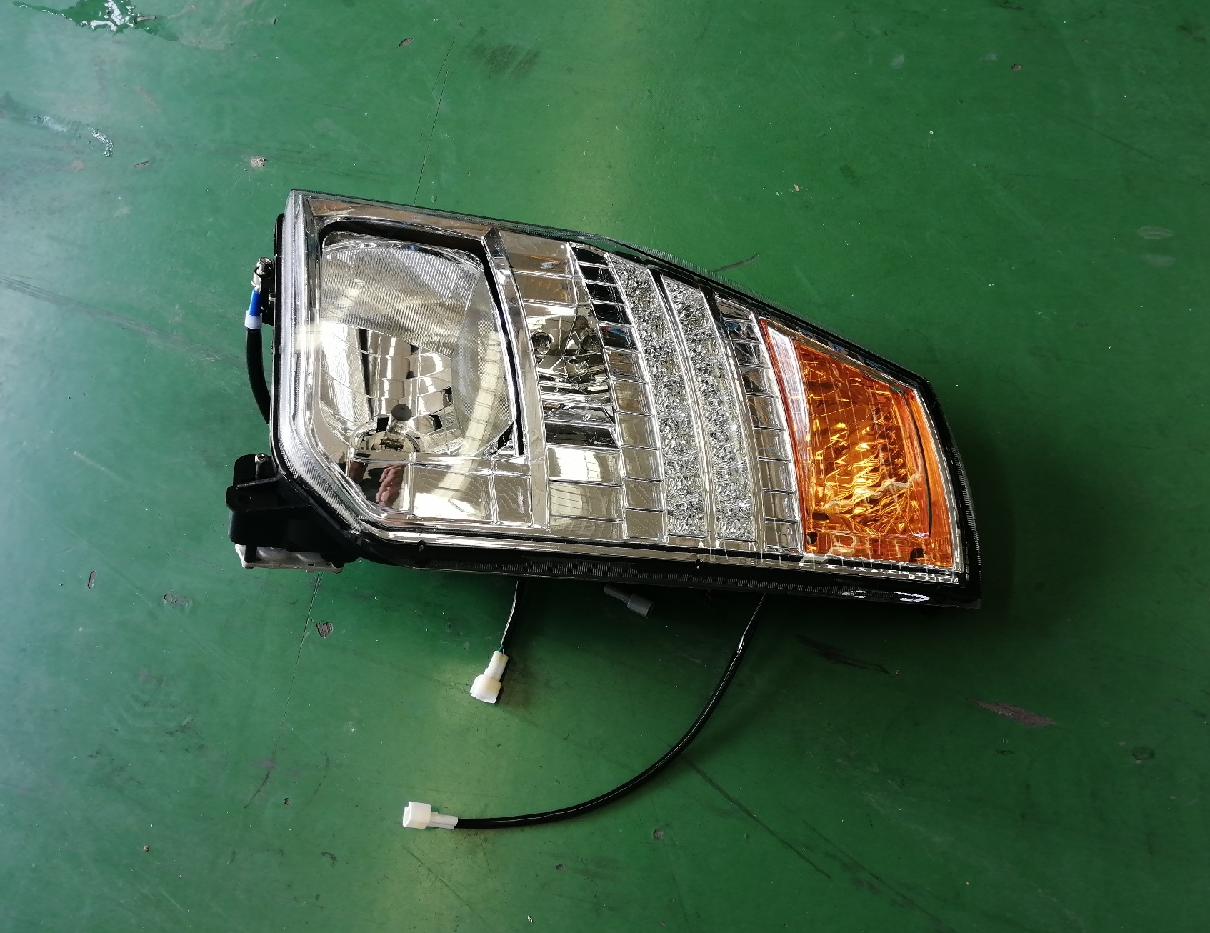 Left front combination headlight; 4101010PF6-24V-1