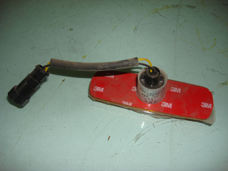 Боковой указатель D WG-3. 126B ( 12V Тип соединения)-1