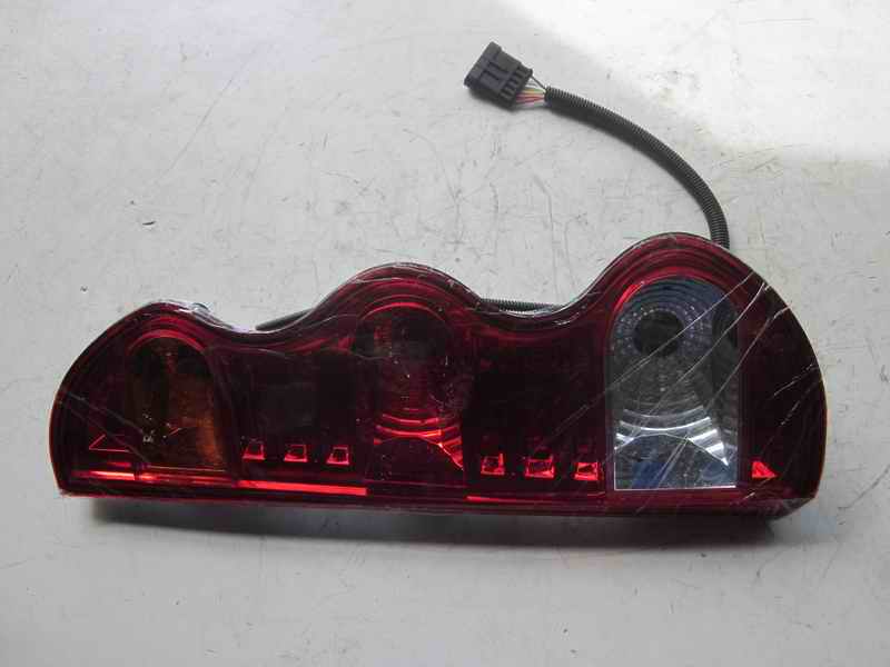 Combined rear taillight WGH489 right side-1