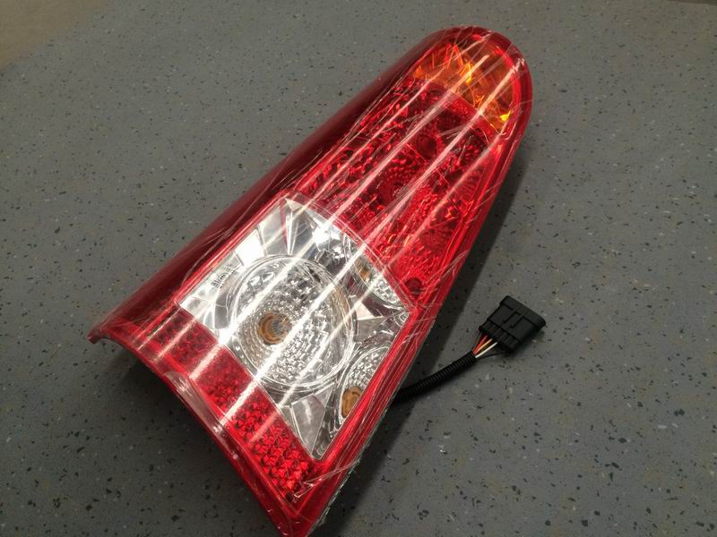 Комбинированный задний фонарь WGH 486 левая сторона