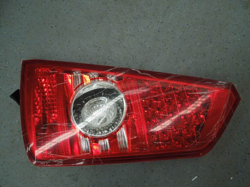 Combined rear taillight, HA954, right side-1