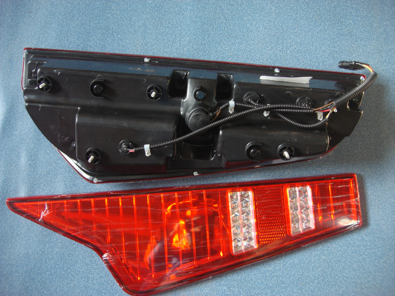 Combined rear taillight, Z-HX660x210, right side, left rudder