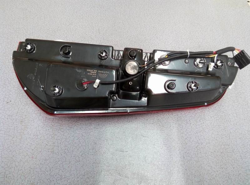 Combined rear taillight Z-HX660×210 ZK6121HQ Right 24V-1