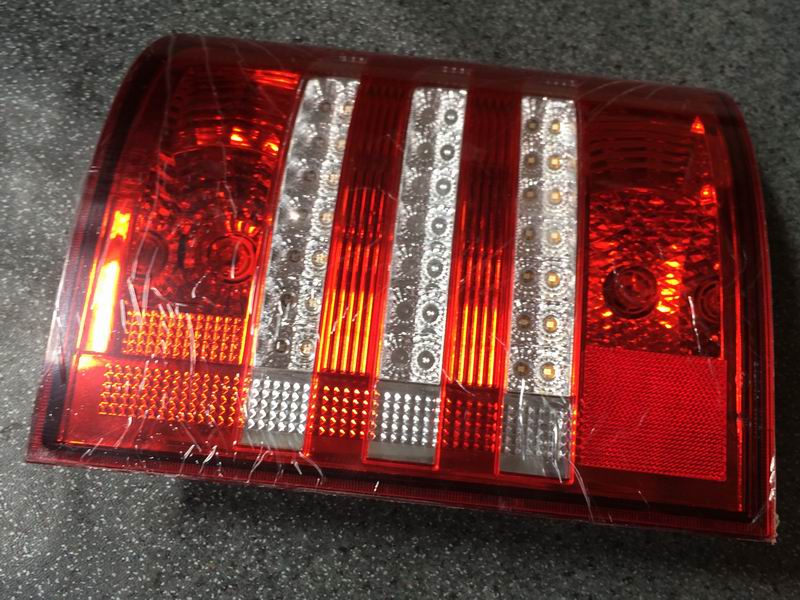 Комбинированный задний фонарь HA 1378 ЗК 6710 Верно 12V-1