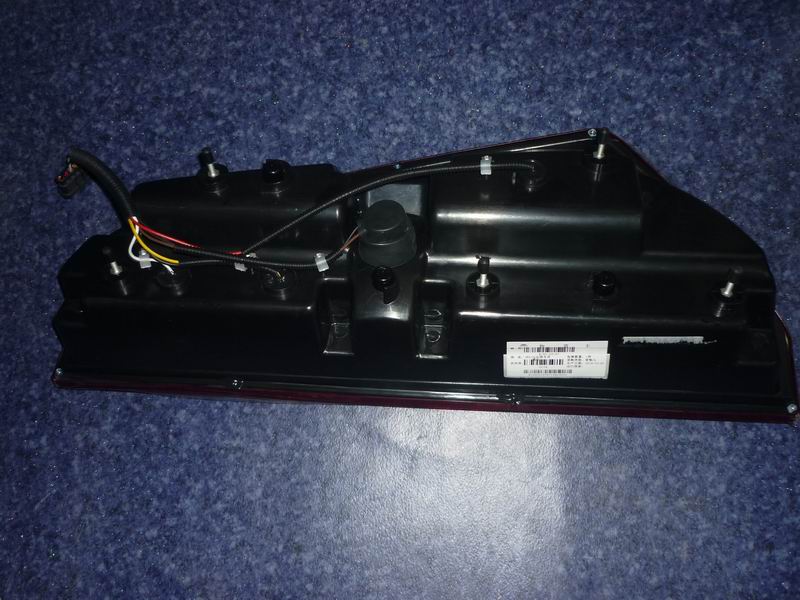 Combined rear taillight assembly; no decorative panel-1