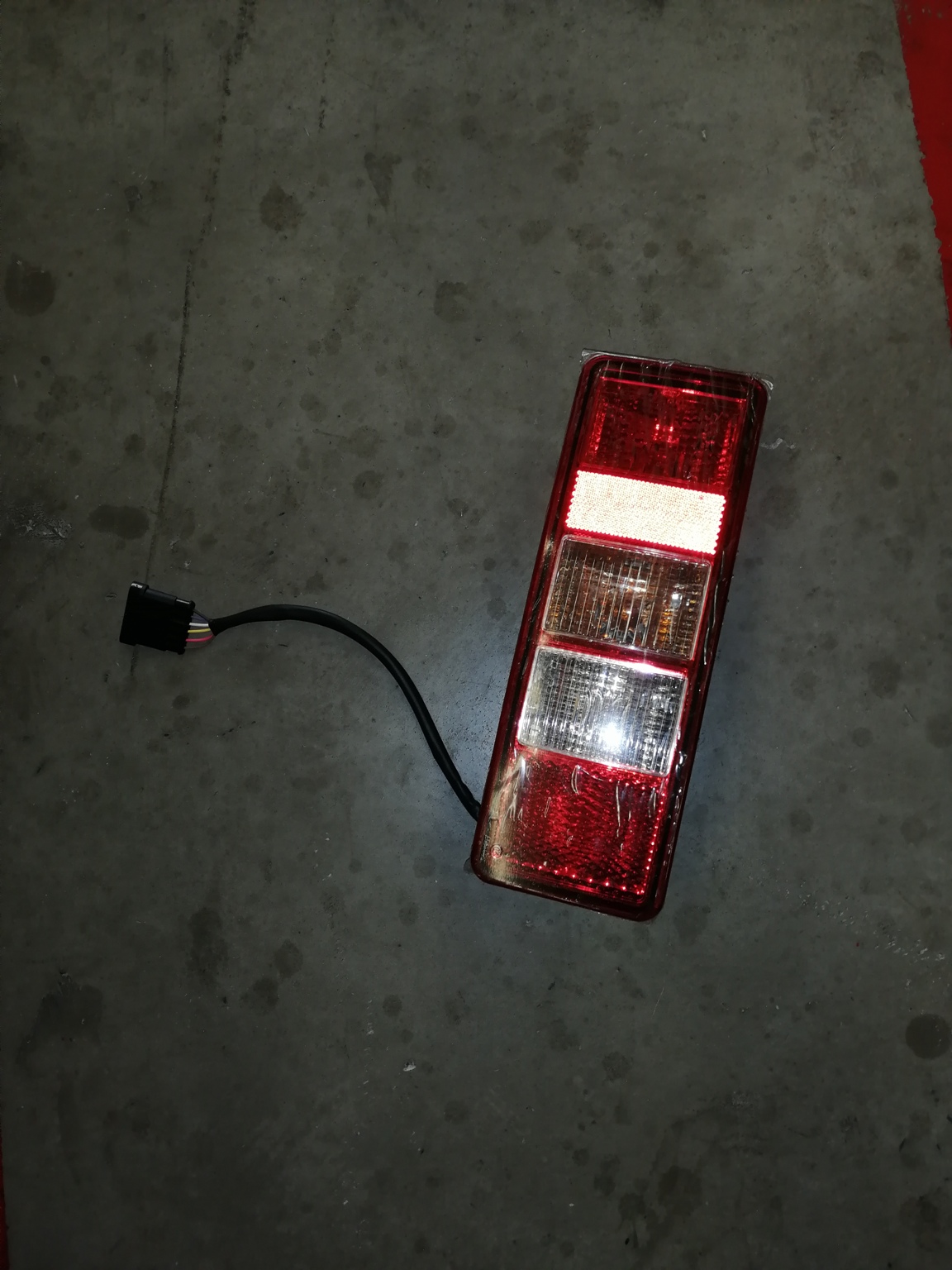 Combined rear taillights, HA1793, ZX01, left side, left rudder, 24V