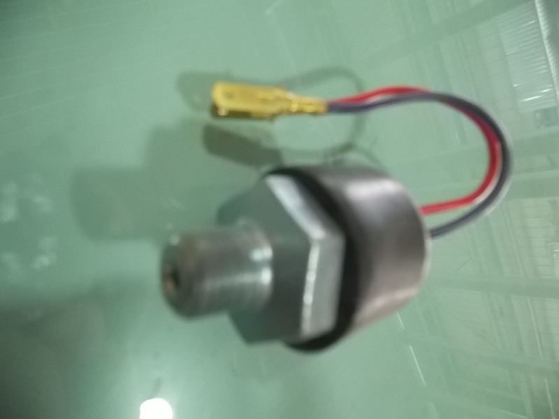 Выключатель стоп-сигнала давления воздуха-1