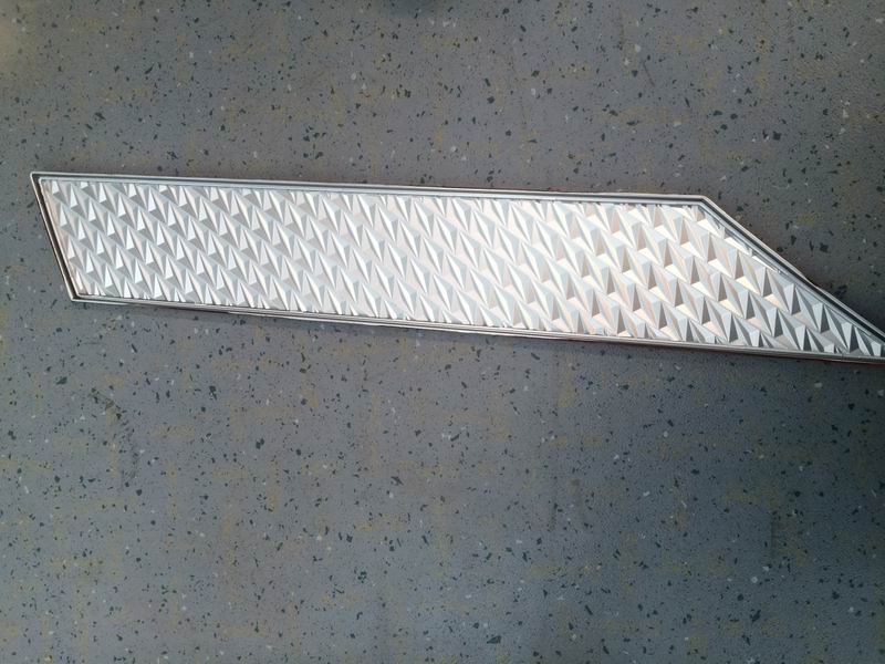 Left decorative panel (yellow) ZK6107H