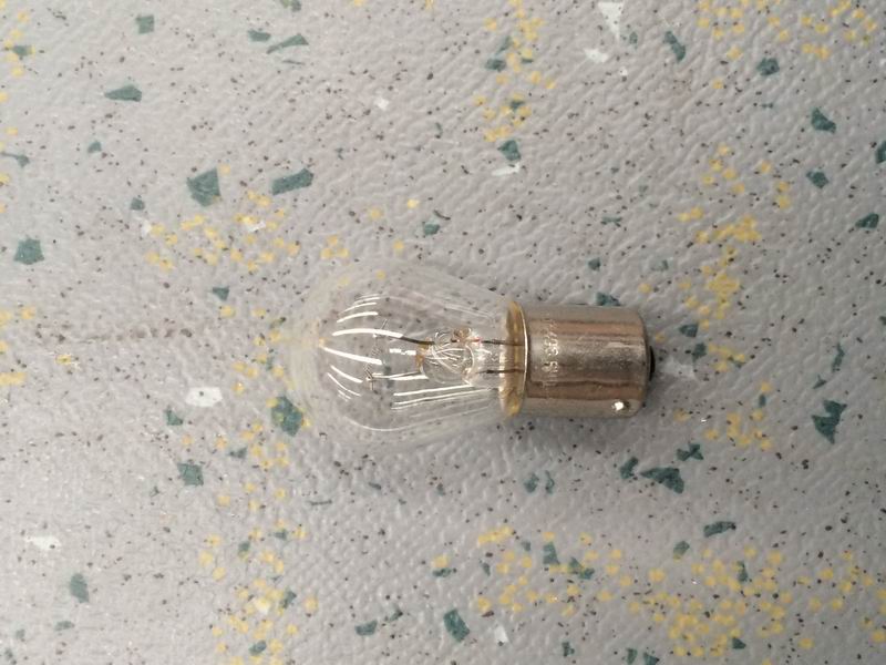 PY21W light bulb 24V 21W