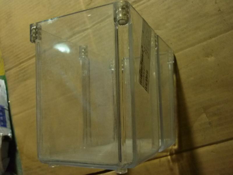 Centralized lubricating oil tank 40-1