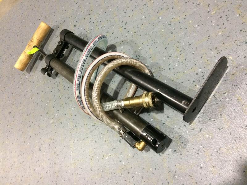 Centralized lubrication refueling gun (Out)-1