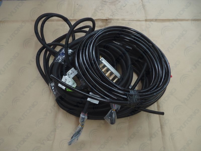 Centralized lubrication distributor assembly, 6, front and rear disks, ZK6122-1