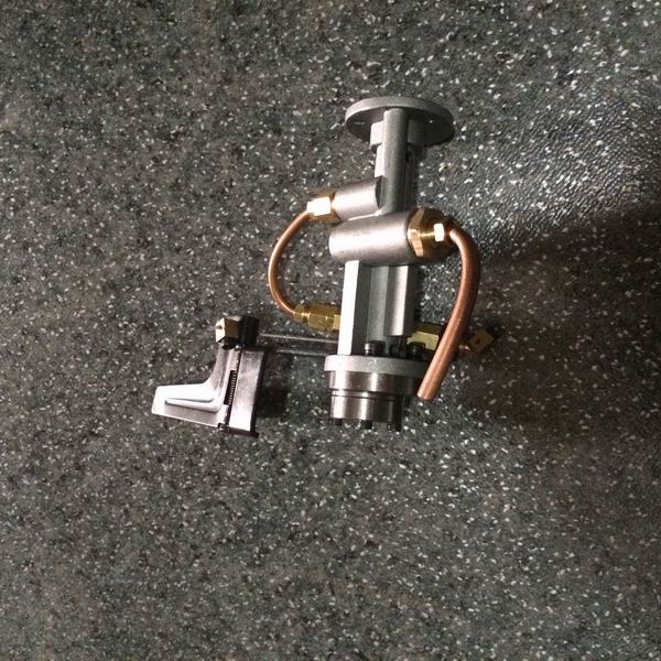 Сборка насоса и клапана