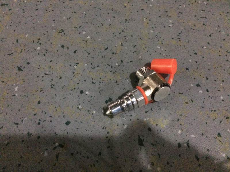 Centralized lubricating oil pump fuel port assembly-1