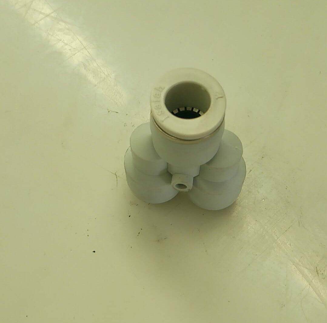 Pneumatic quick plug connector, Y-shaped three-way diameter transformer, PW8-12-2