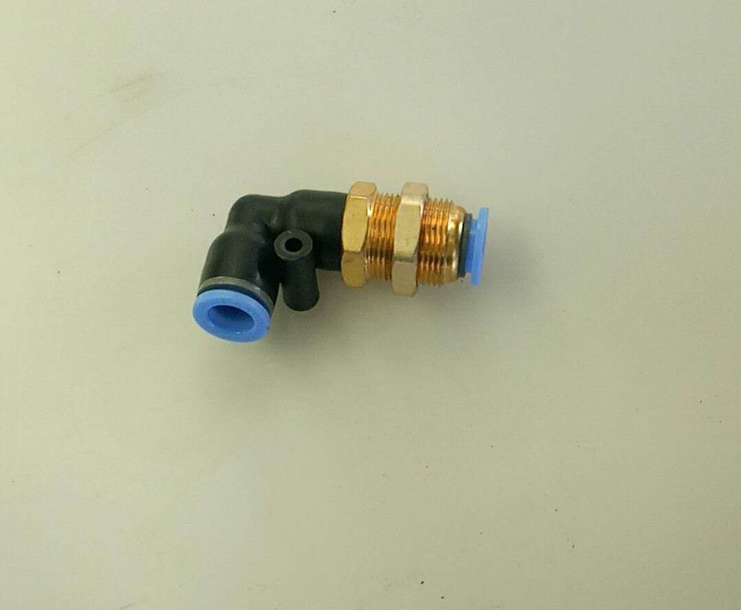 Quick switch connector, φ8 pipe with right angle cross plate quick plug connector