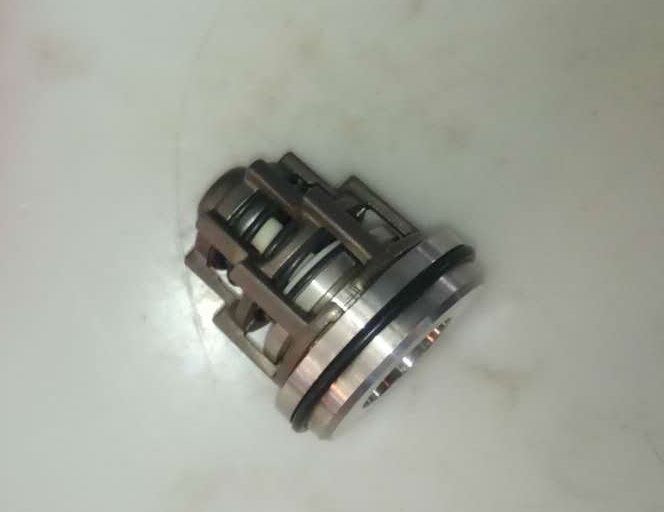 KF water pump drain valve 36713701; same as 4303-03396