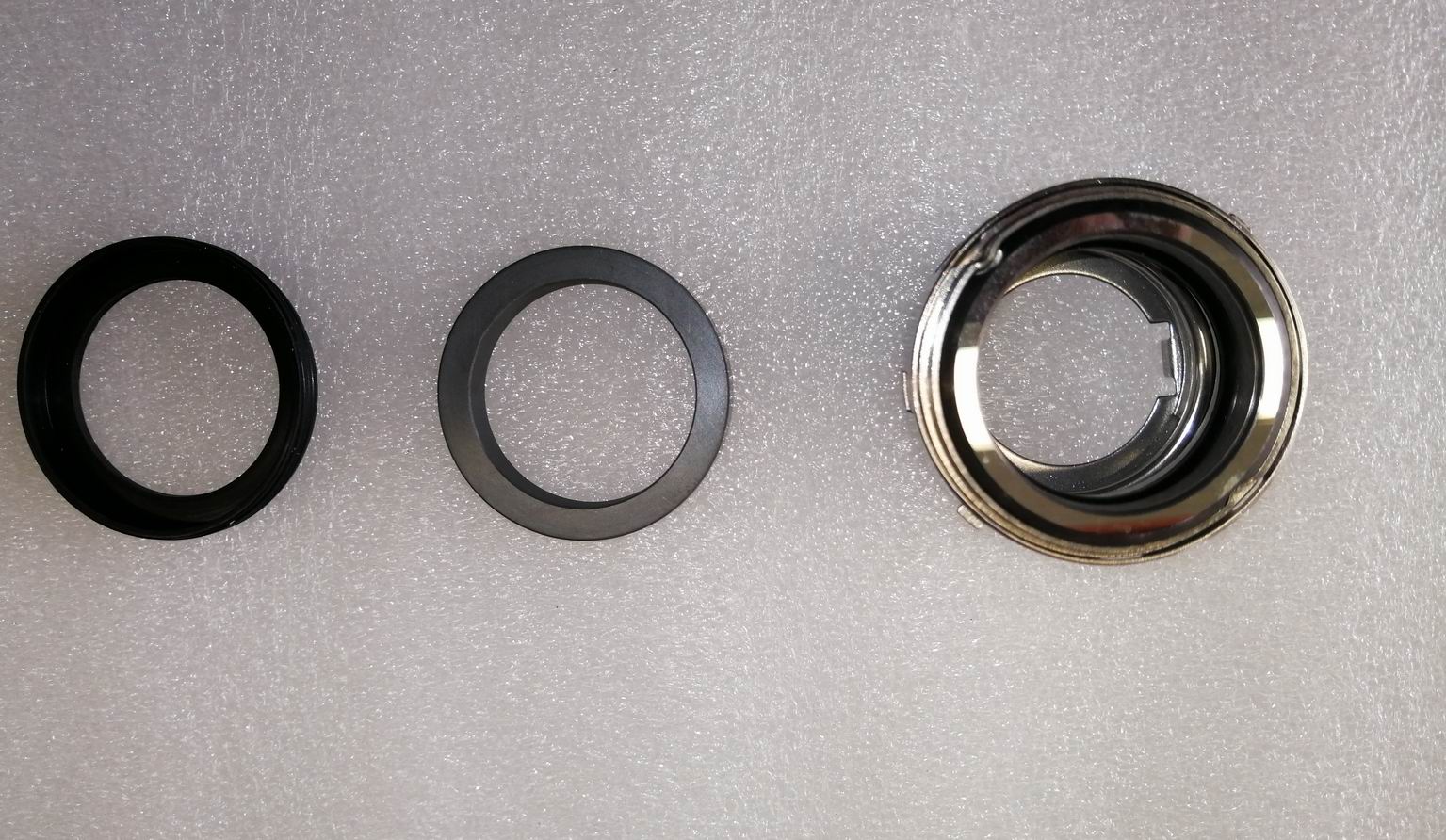 Water pump seal; for 4303-01588