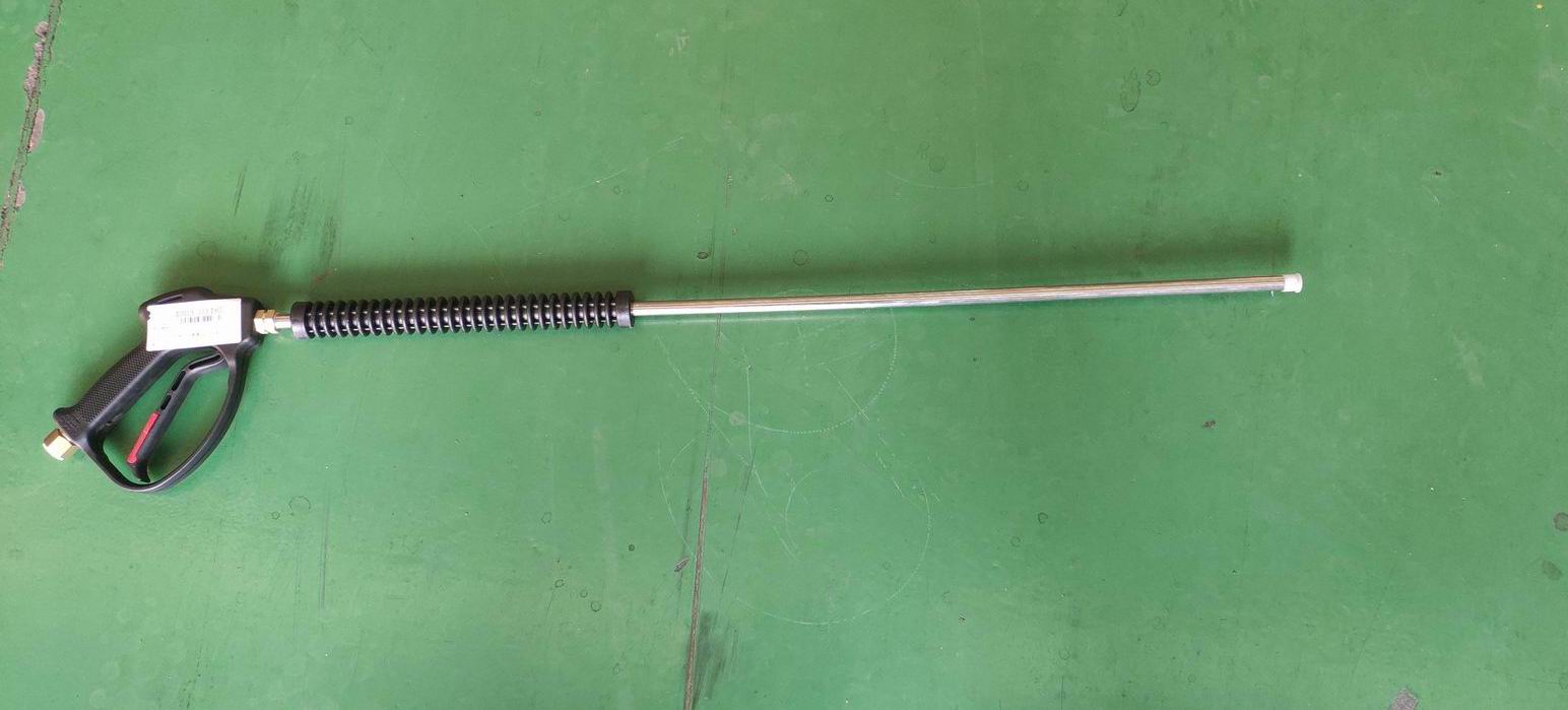 Spray gun, high pressure handheld spray gun