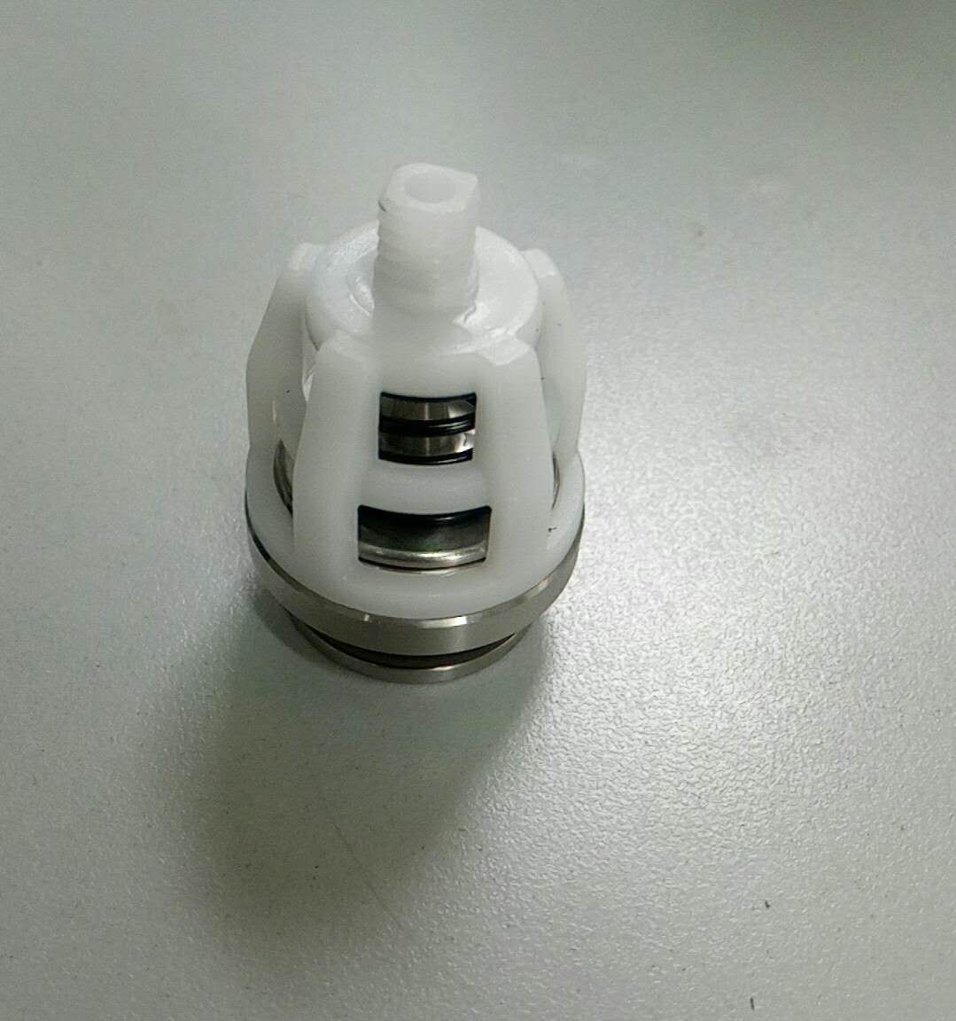 Water outlet valve assembly; 3669051-1