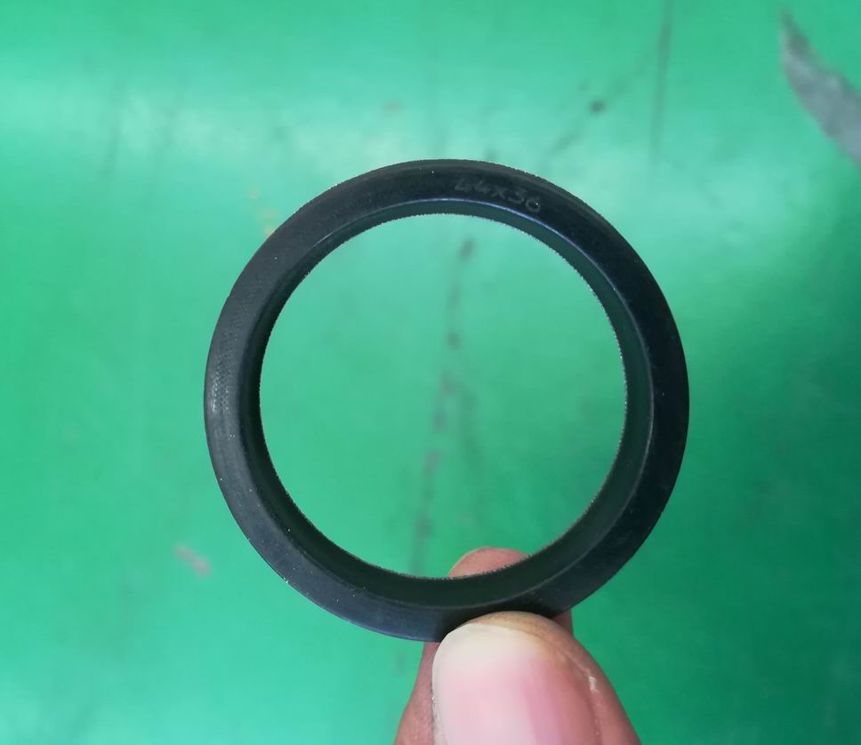 Low pressure water seal; 90279800