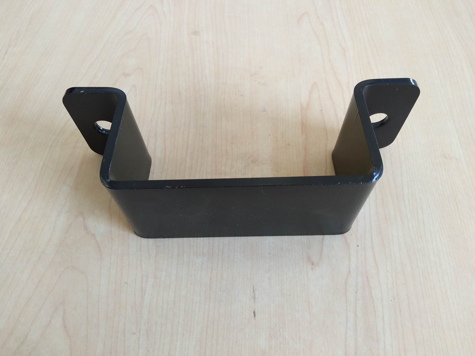 Front rush fixing plate