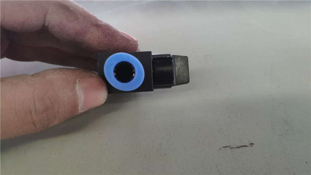 Water shut-off valve (φ8)-3