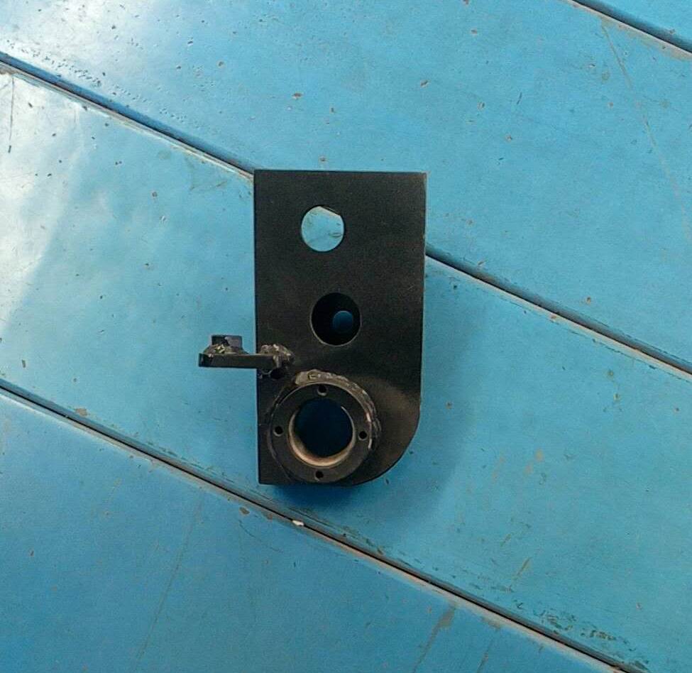 Lower right frame welding-2