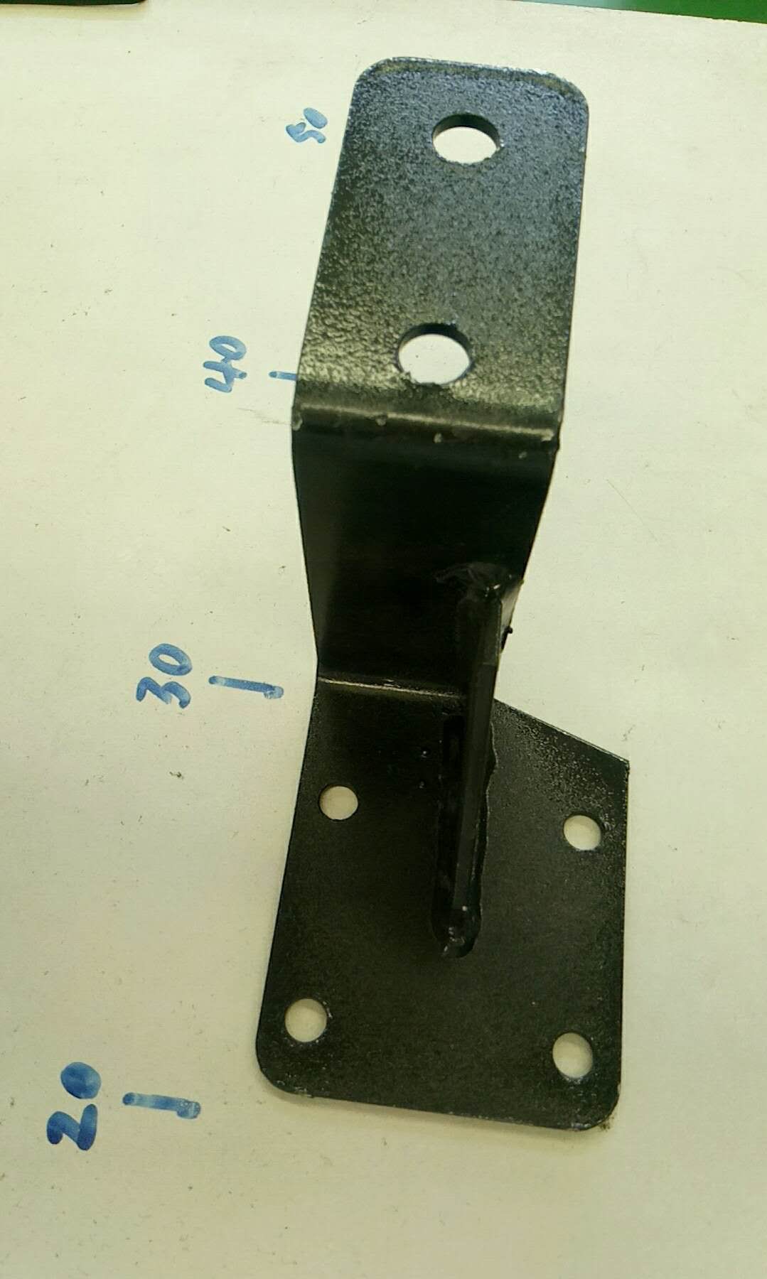 Reflow bracket bend plate