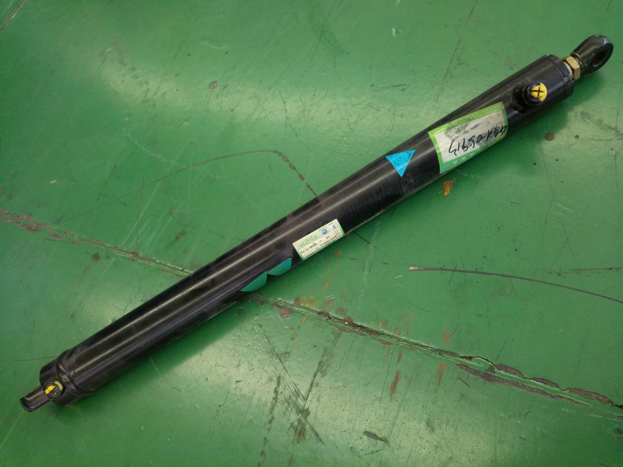 Телескопический масляный цилиндр