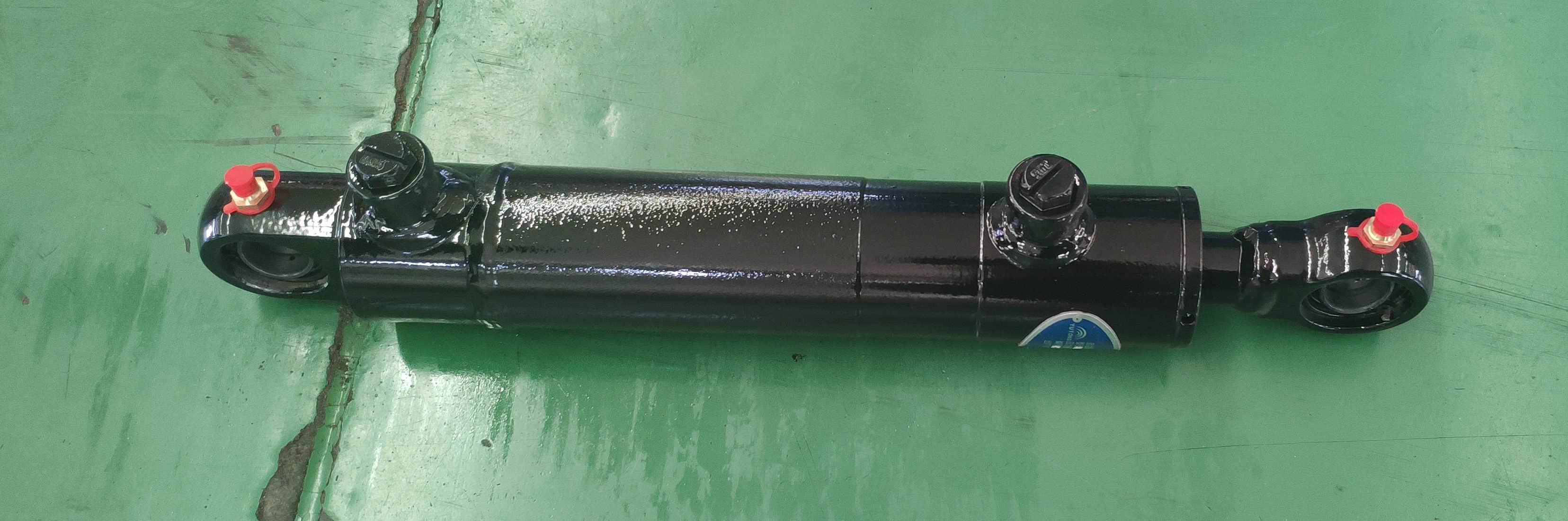 Suction port cylinder