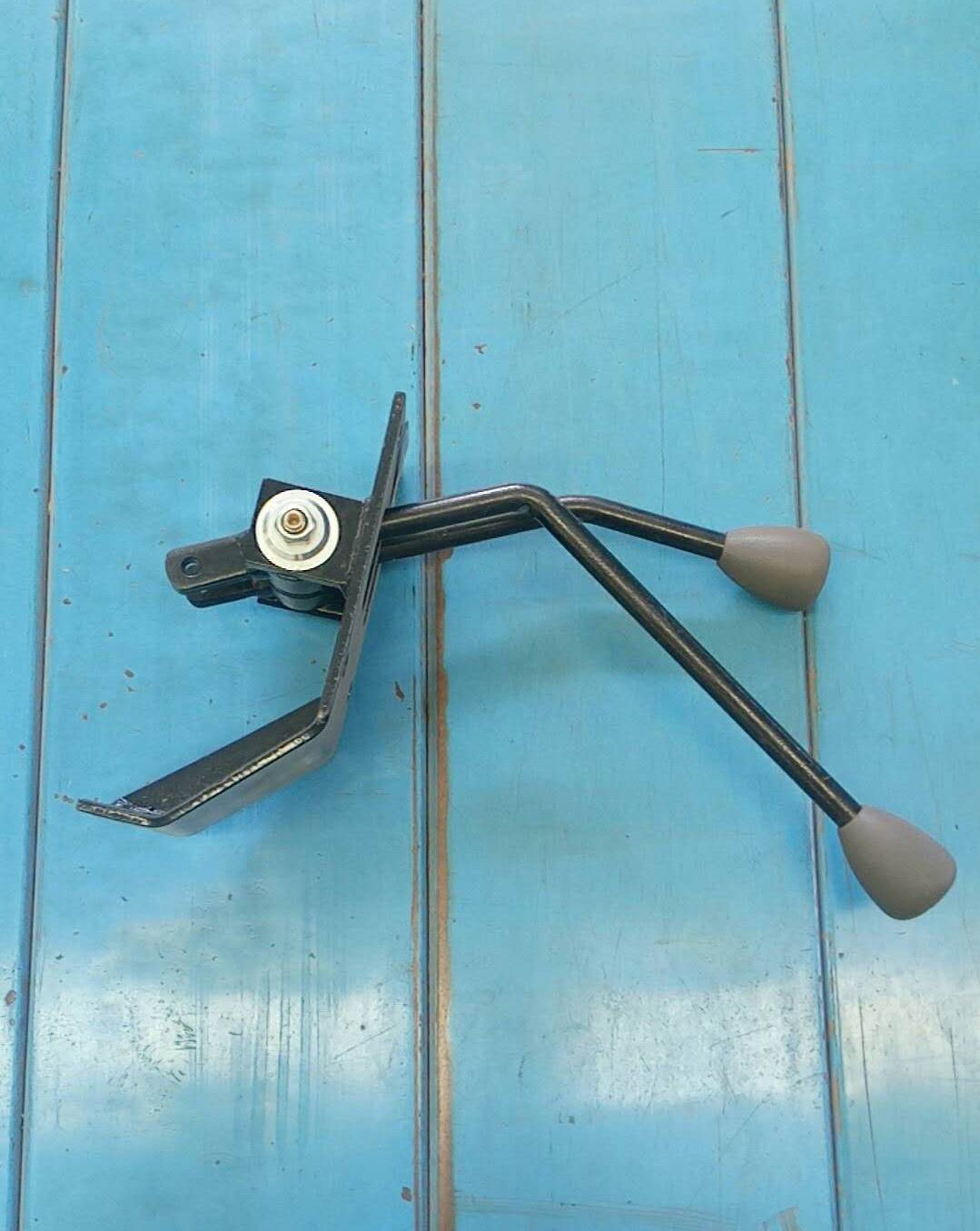 Manipulate soft shaft-1