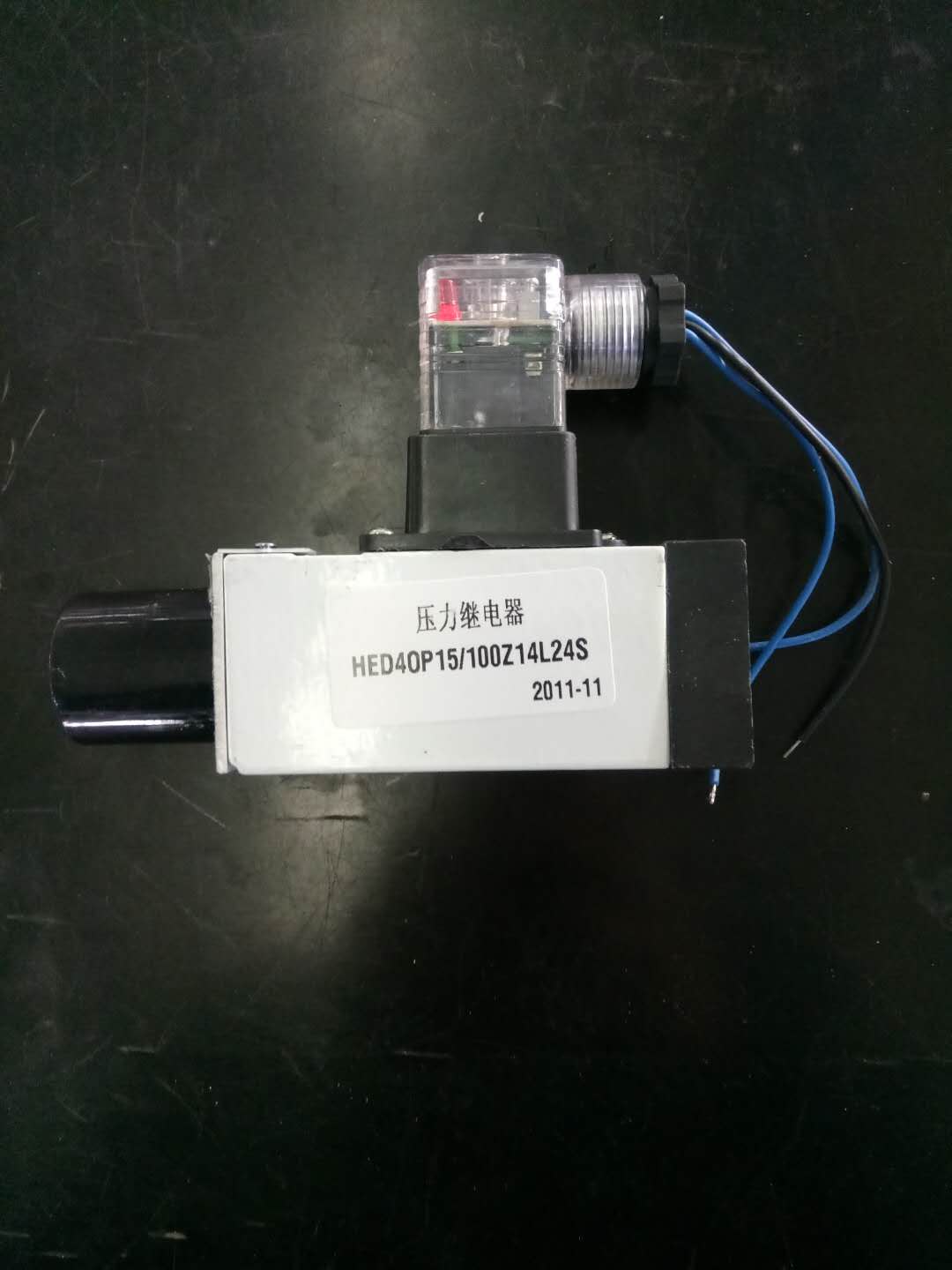 Pressure relay HED40P15/100Z14L24S-E