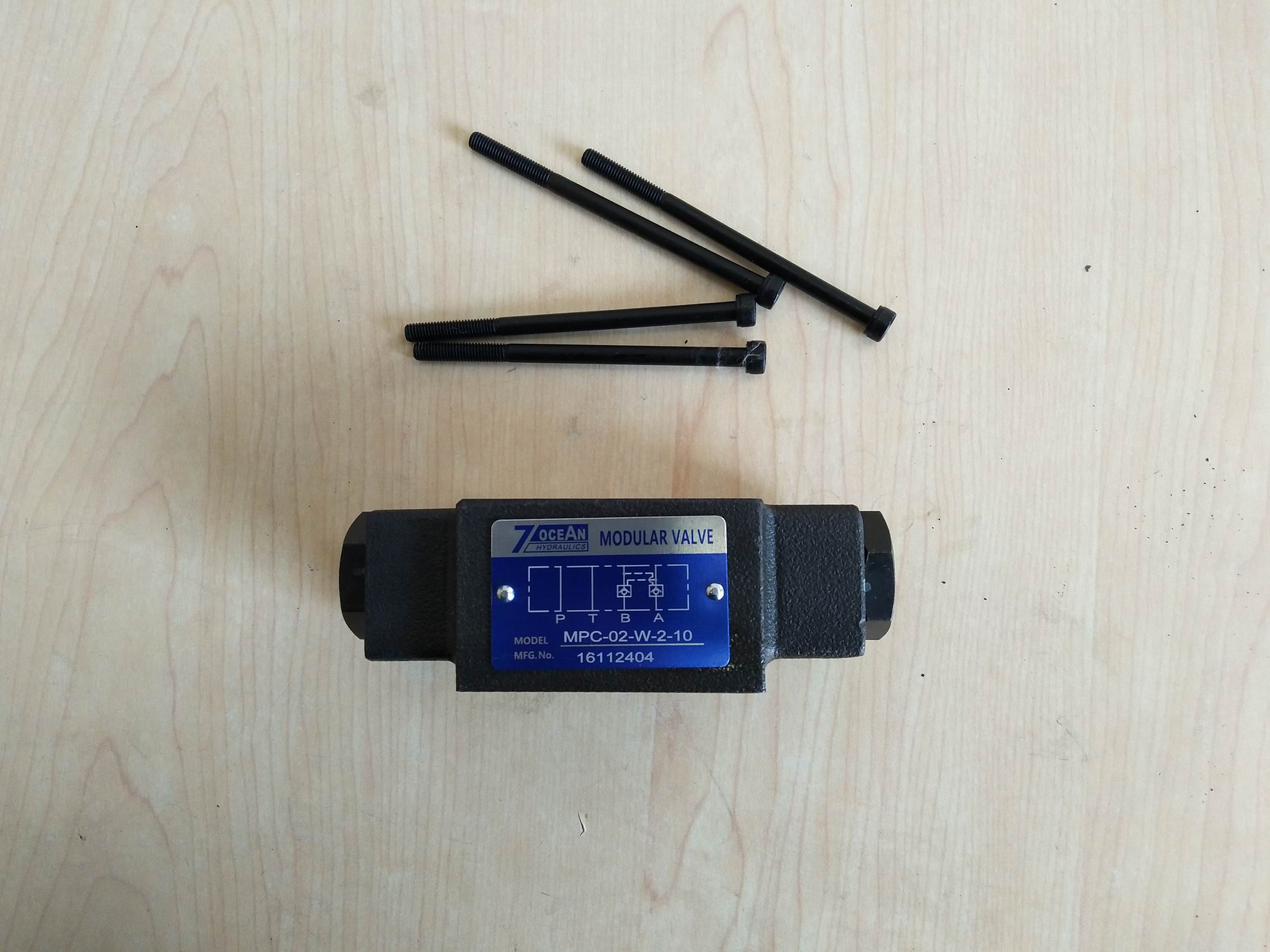 Hydraulic control check valve MPC-02-W-2-10-2