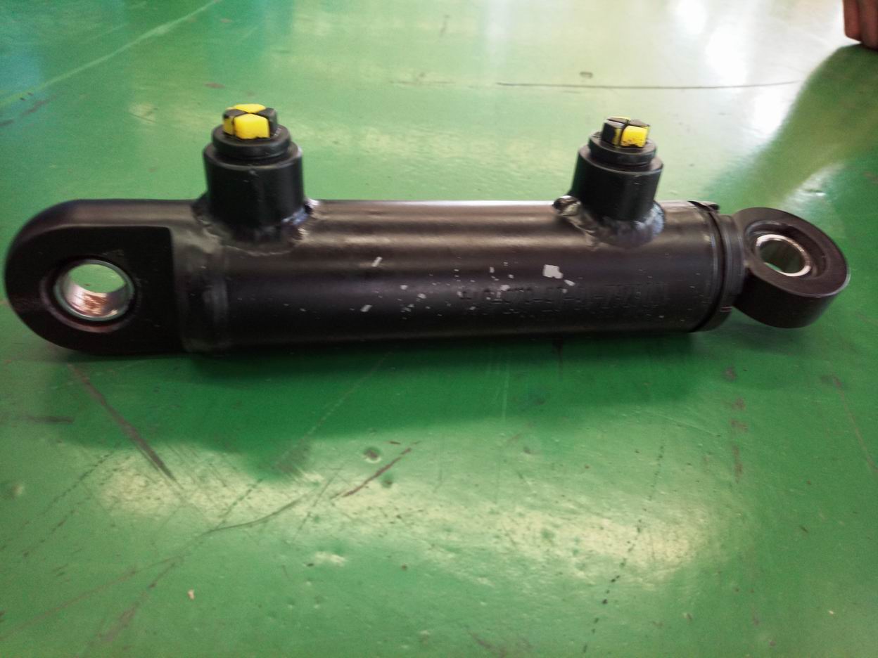 Angle swing cylinder