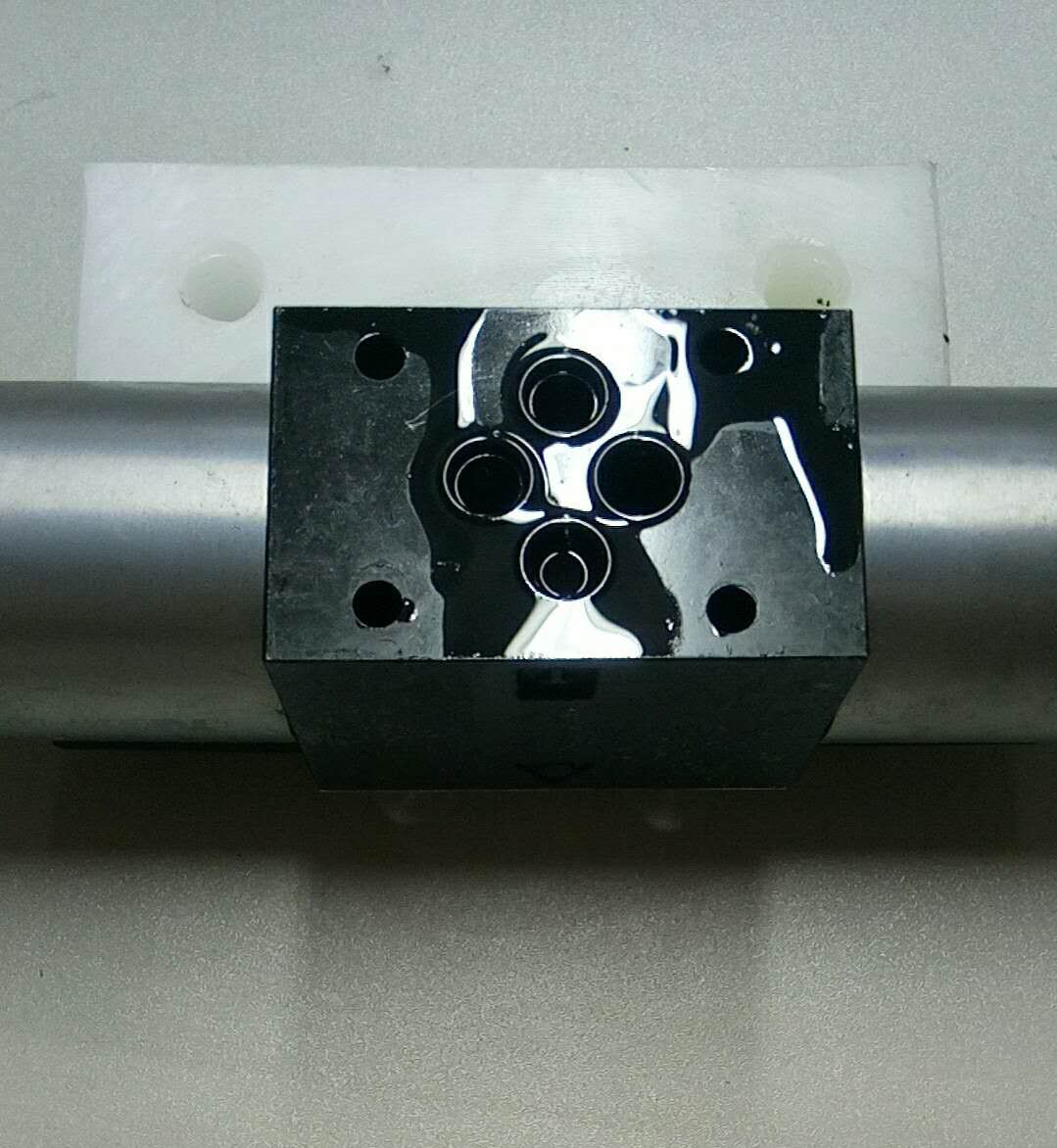 Solenoid reversing valve; SDHE-0718-X24DC; for 4401-12450-1