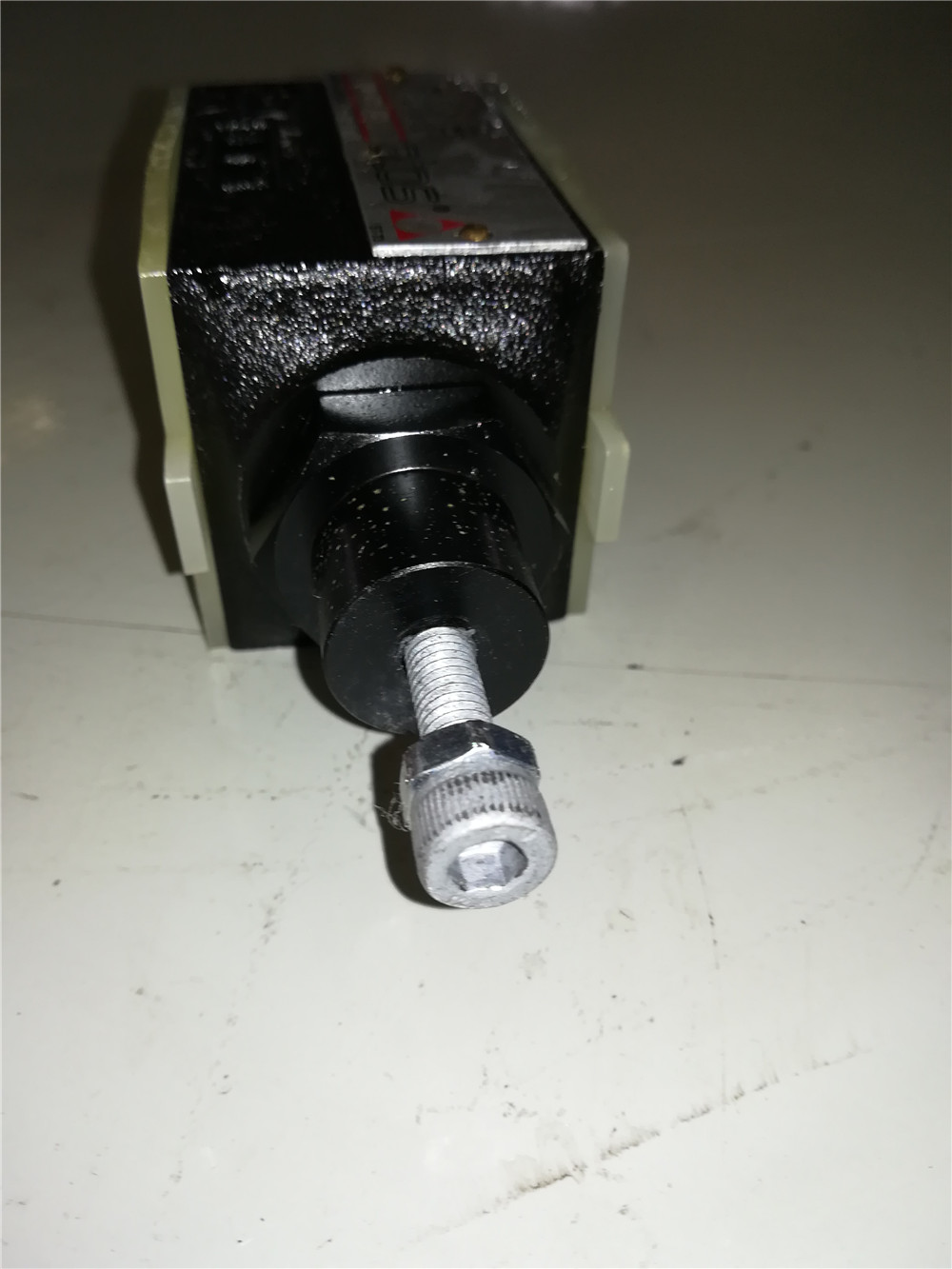 Throttle valve;SHQ-012-1