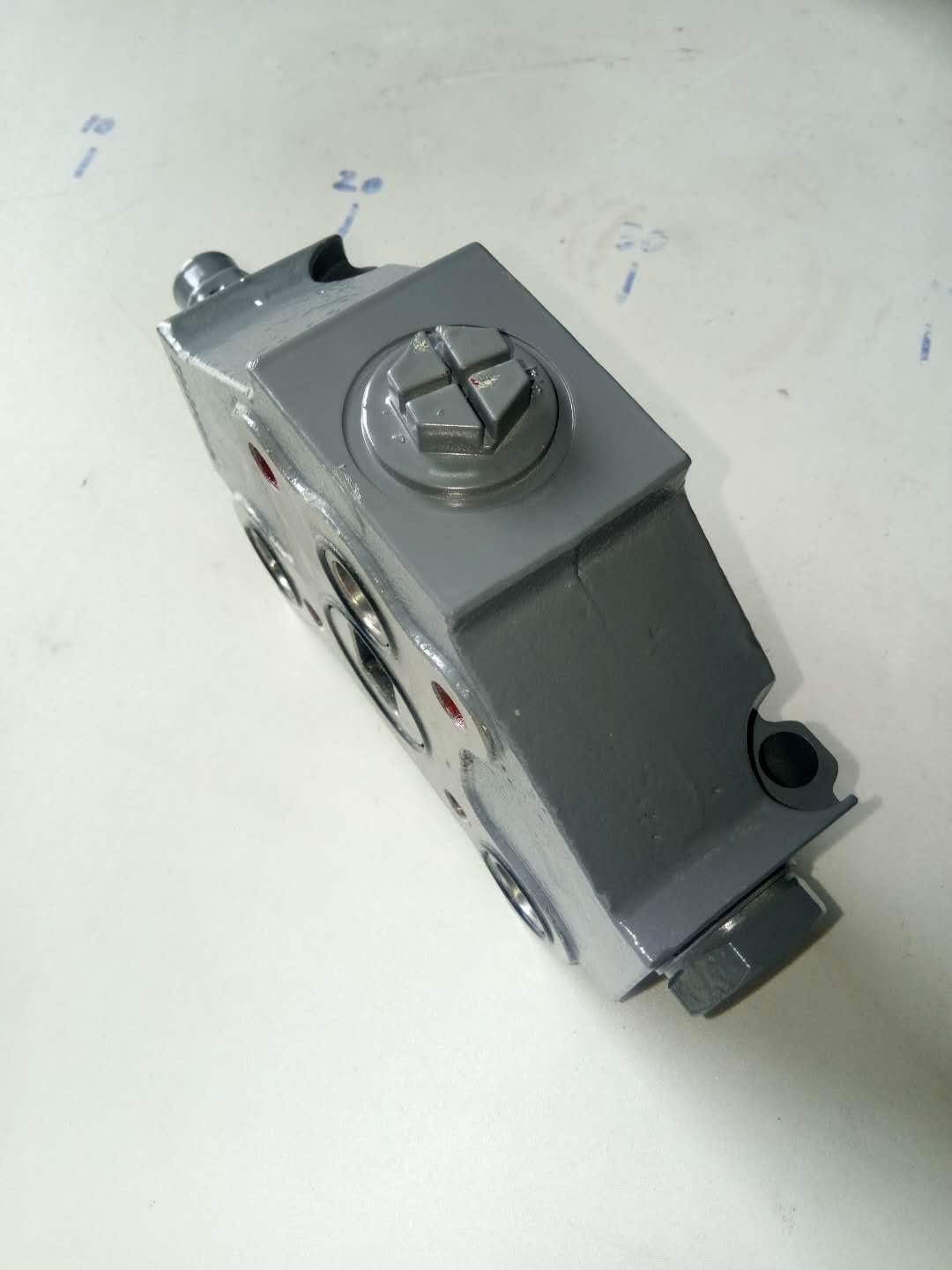 2MGPF19-1000 Масловпускной клапан в сборе-1