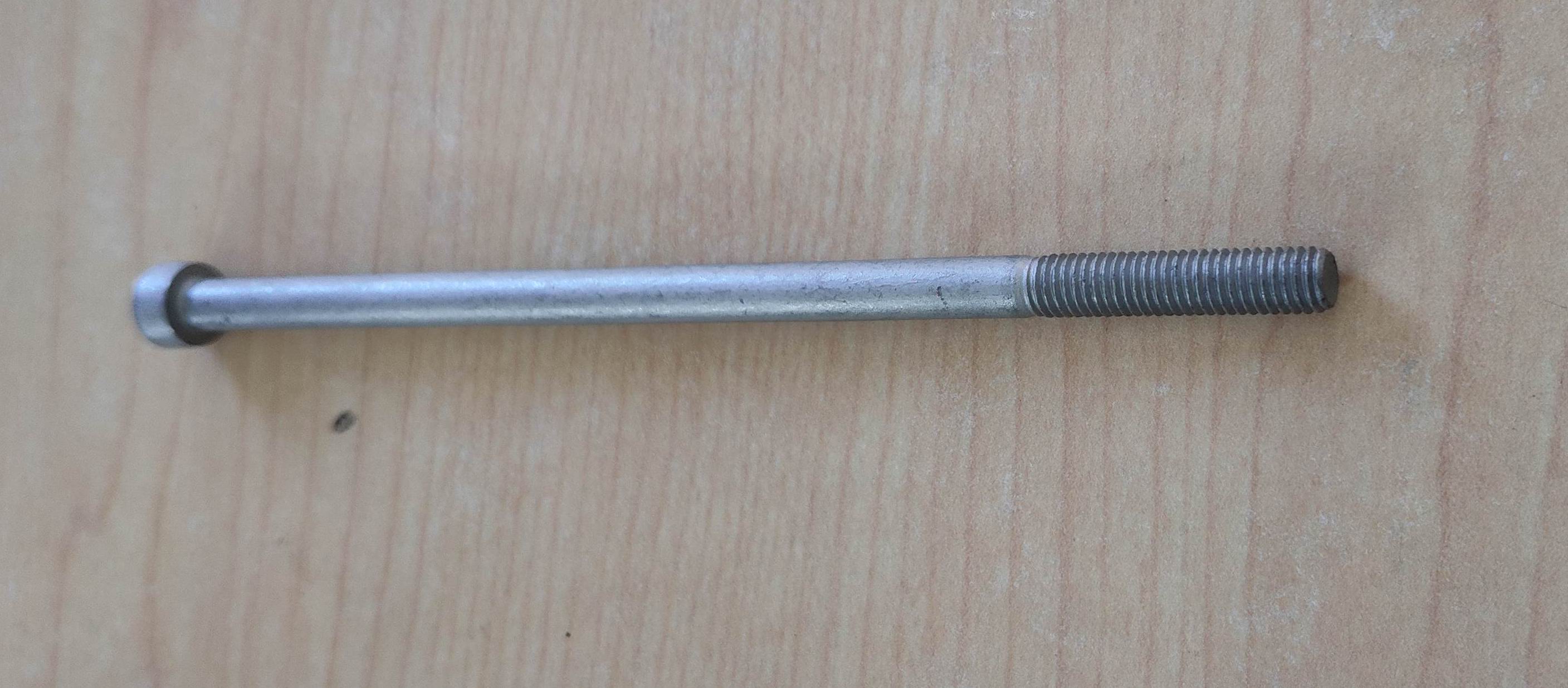 Hexagonal cylindrical head bolt M5*110, level 10.9