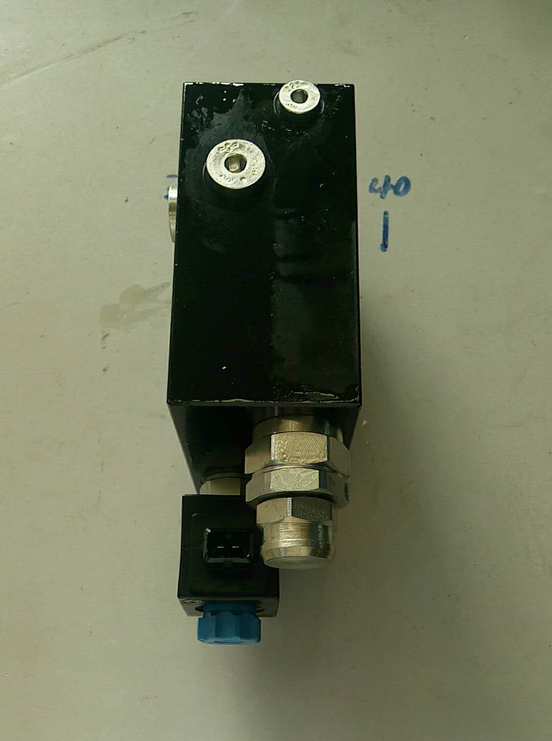 Double balance valve; P130-2/B07067101-1
