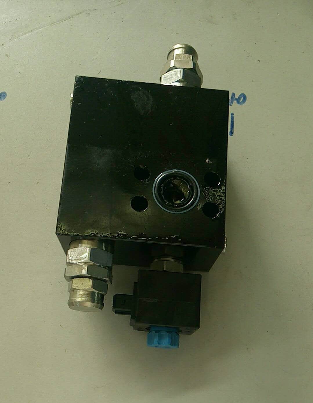 Double balance valve; P130-2/B07067101-2