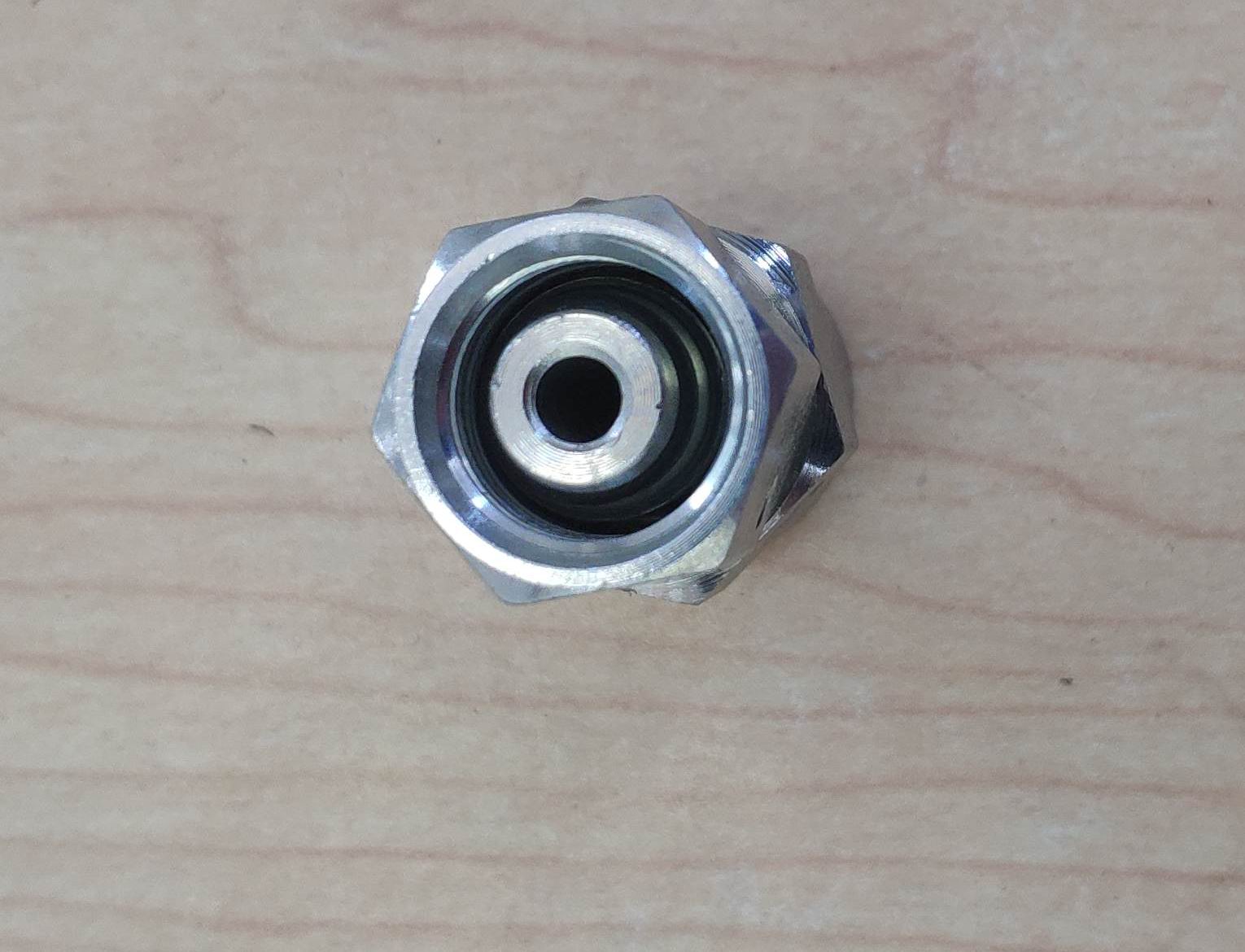 Pressure gauge connector 7BC-04-14GDK/S-2