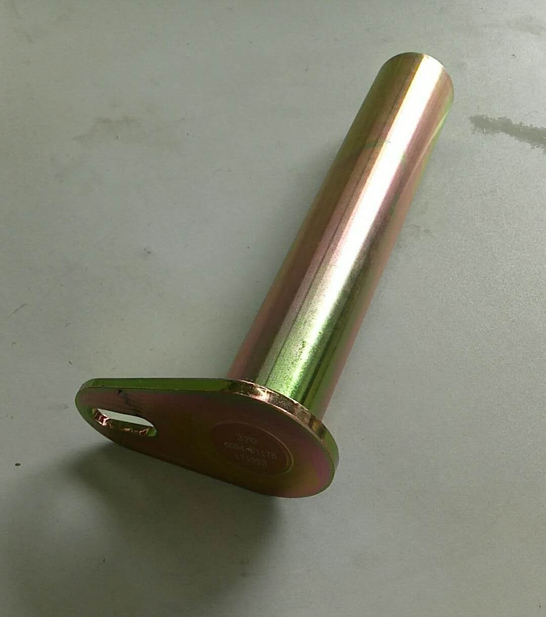 Pin welding on scraper cylinder-1